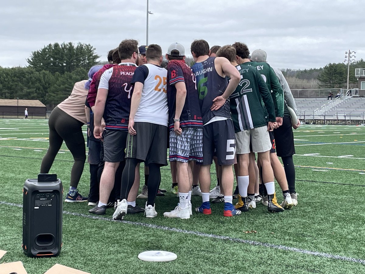Great day to be at ⁦<a href="/PlymouthState/">Plymouth State University</a>⁩ for the Ultimate Frisbee Tournament they are hosting. We are joining ⁦<a href="/CPeachey_Wx/">Charlie Peachey</a>⁩ and the PSU Alumni Sharknado team. So glad to be back in Panther Country again. #UltimateFrisbee