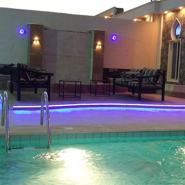 سهلناها عليك ورتبنا لك افضل استراحات #الرياض في #حي_الرمال 👇 

#ثريد خاص جدا يضم عروض الشاليهات في العيد ونهاية رمضان ومعلومات عن كل شاليه
فضل التغريدة 💙 وفضلًا رتويت 🔁