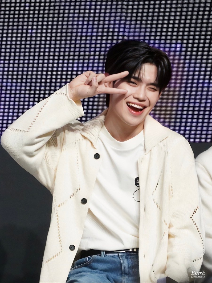230415 ✌️✌️귀요미

#김태래 #KIMTAERAE #BOYSPLANET #보이즈플래닛