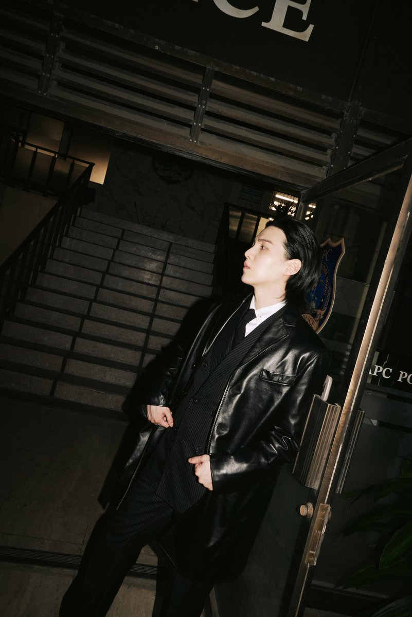 hanoian11's tweet photo. 컨셉 포토 'Being'이래..  being 햐..ㅜㅜ
퍼즐이 맞춰지는 그 날아 어서 와라!
 
AGUST D CONCEPT PHOTO 1 #D_DayConceptPhoto1 https://t.co/VShWTK2Wco