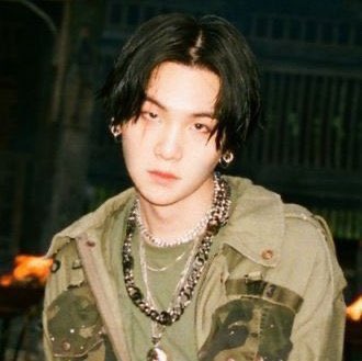swimsjk's tweet photo. the agust d scar is back https://t.co/PuyVnPurk8