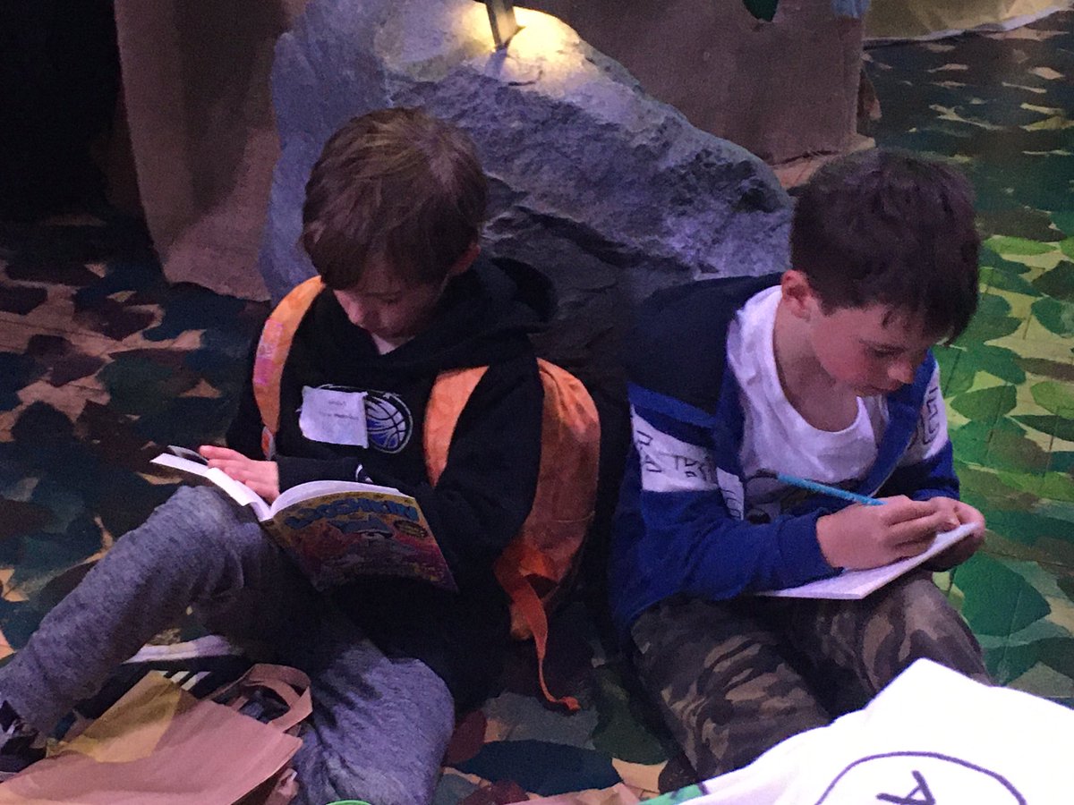 TheStoryMuseum's tweet photo. Bit of quality comic time during #phoenixcomicfest with @phoenixcomicuk https://t.co/9029DauFT5