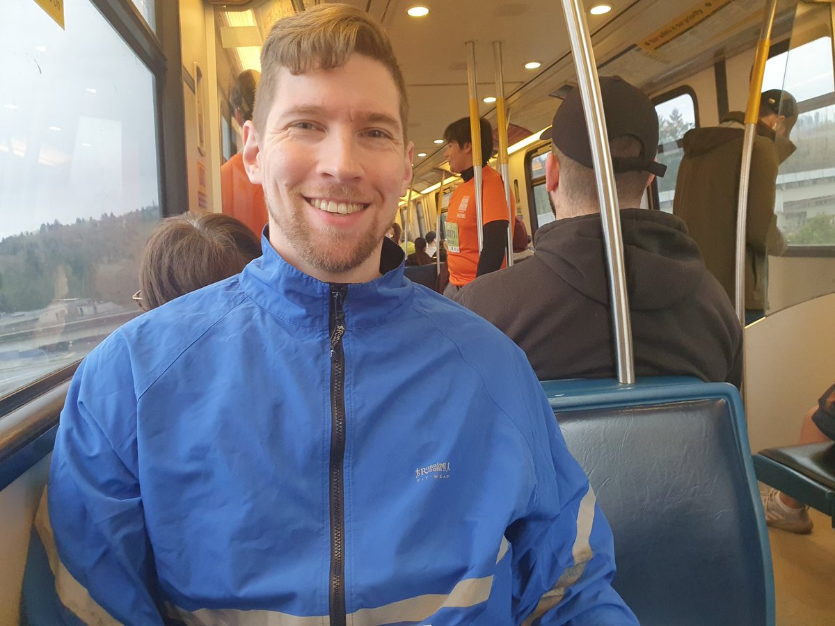 You may notice orange shirts on the SkyTrain... runners are headed to the #VanSunRun!
