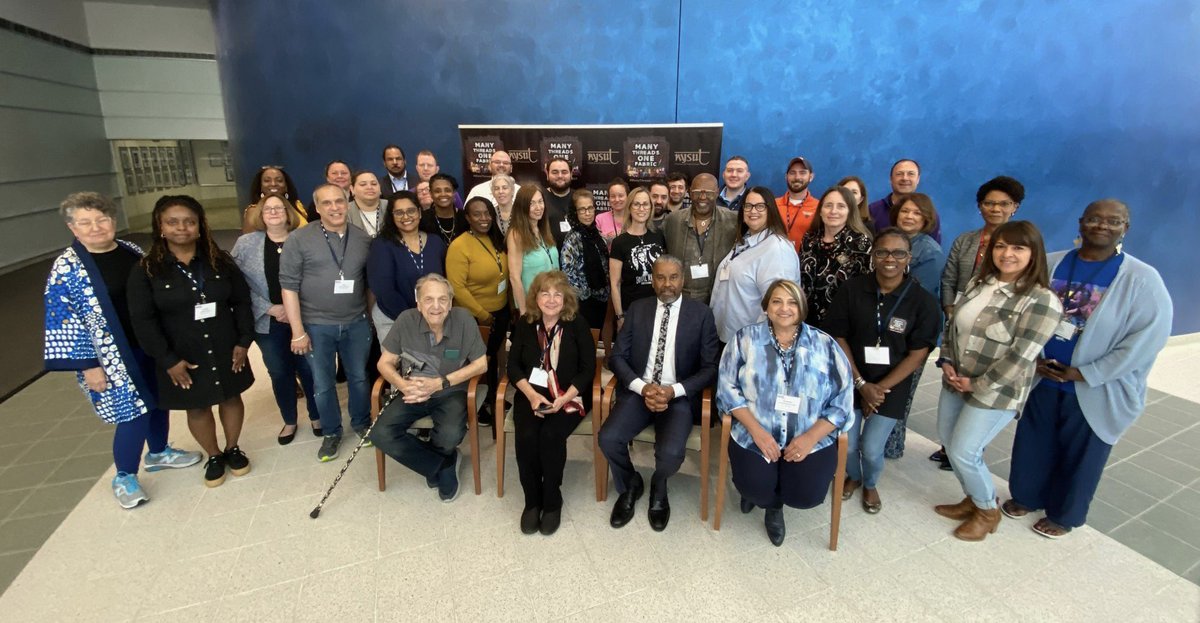 DoraLeland's tweet photo. What an amazing group of participants and presenters in the @nysut presentation of Promoting Health and Well-Being Through an Equity Lens. @NYSUTStreasurer #ManyThreadsOneFabric https://t.co/MYw8BcnaXo