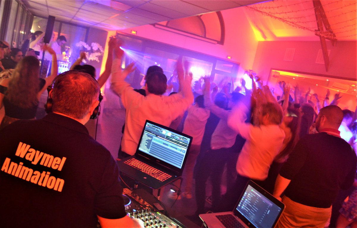 WaymelAnimation's tweet photo. Mariage au SALON DE LA PRAIRIE à Steenwerck = La Soirée...
Domaine & Traiteur = Salon de la Prairie à #Steenwerck
Matériel Son & Lumière = @WaymelAnimation #WaymelAnimation
Animateur DJ = #LoLoWaymel
#Mariage #Wedding #LaFlandre #LesFlandres #SalonDeLaPrairie https://t.co/otocTpoDH6