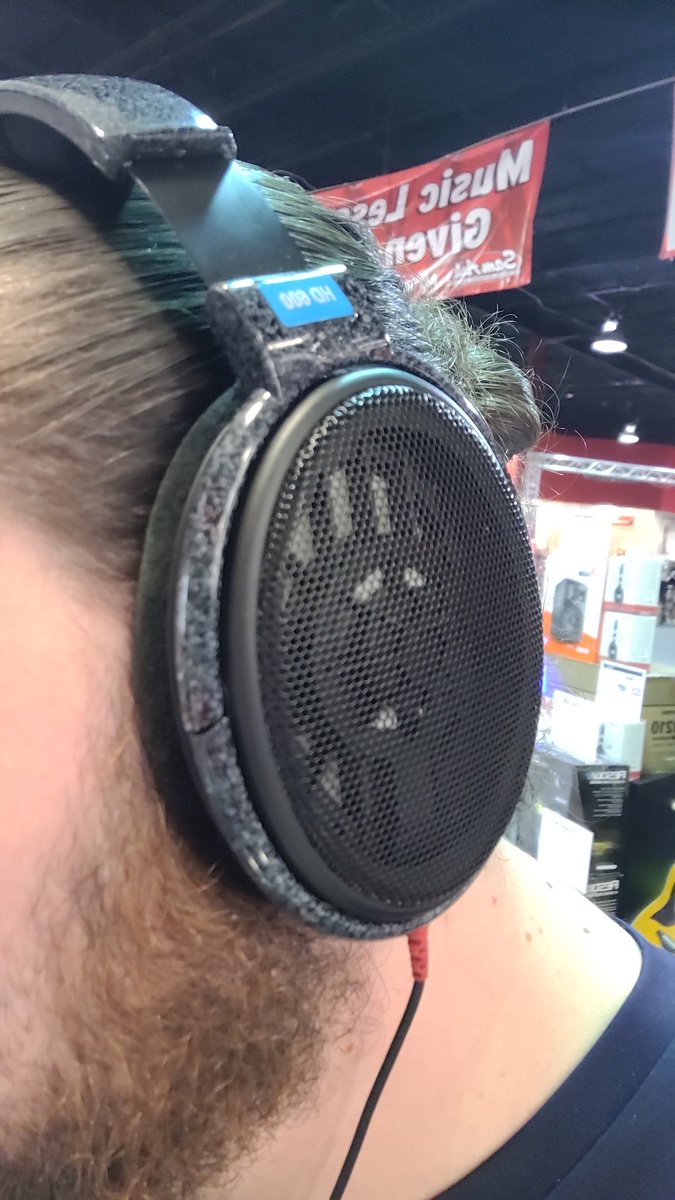 YozTunes's tweet photo. The HD 600 hype is so deserved, I am a believer. https://t.co/ZVKjOediC1