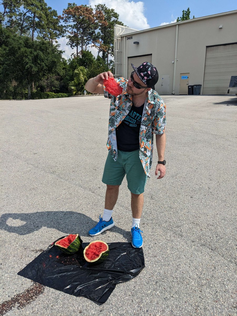 DNAvvise's tweet photo. We hit 500 followers so the Watermelon smash stream is coming up. Possibly with a guest appearance from DNA members @Jeeves_ACBC and @johnswilding https://t.co/bz09oetuCt
