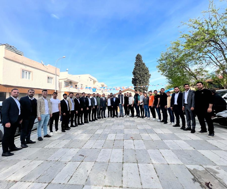 korkmaz_ab's tweet photo. Durmadan, yorulmadan gece, gündüz çalışan bir gençlik. Heyecanımız, mutluluğumuz ve geleceğimiz AkGençlik…

@mesutbozatli 

#AkGençlikYetiştirir https://t.co/NvsNir3lxs
