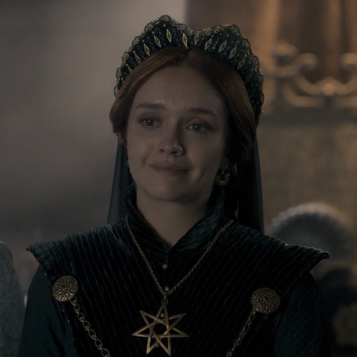 The Irish Goddess👑 on Twitter "Rhaenyra is on vacation in Dragonstone