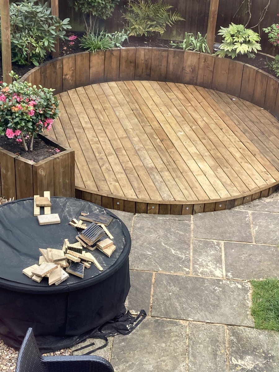 Nicky Ingham tweet media