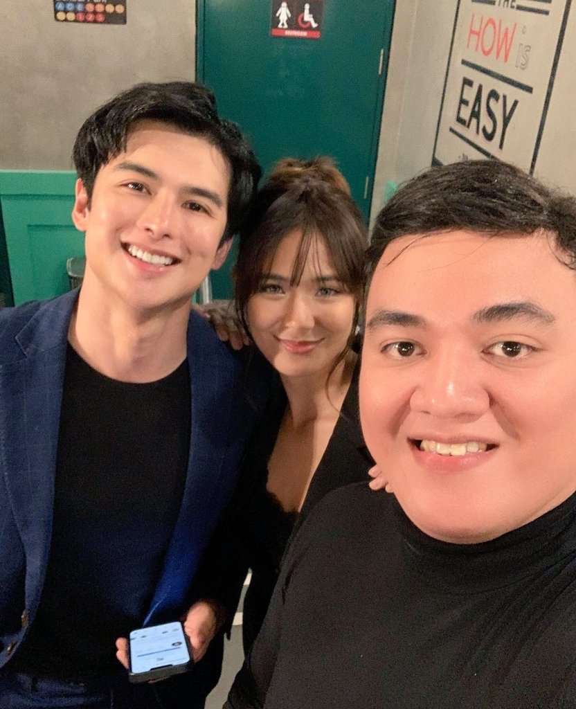 DEVONline_SQUAD's tweet photo. Congrats #TeeVon #ChuRon πππ
#DevonSeron
#TeejayMarquez
#DavidChua
Β© https://t.co/CvavCp1LFY https://t.co/urvvEh6mHg