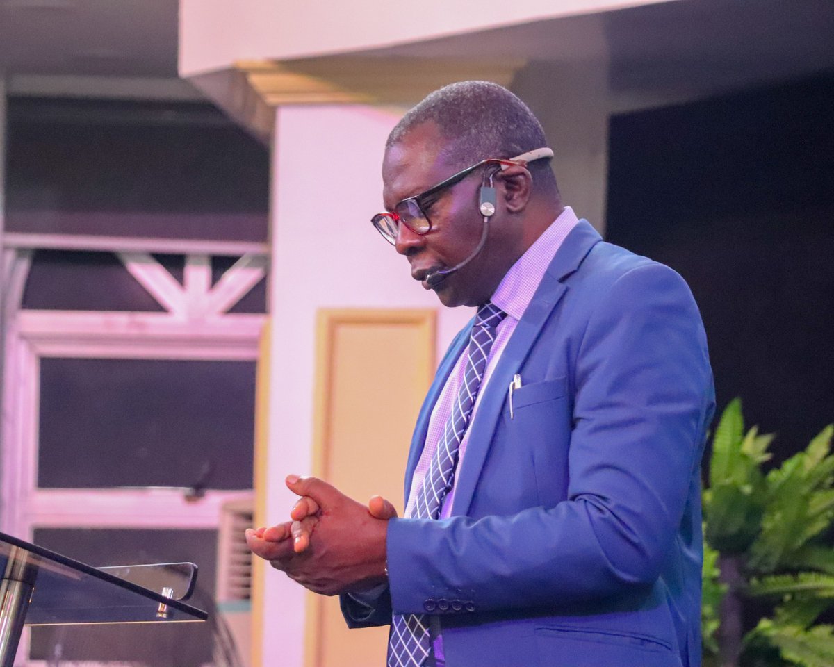 yababaptist's tweet photo. Picture highlights from today’s Service.

#ybc #yababaptist #greaterexploits #thegreatcommission https://t.co/OXef7fAbh7