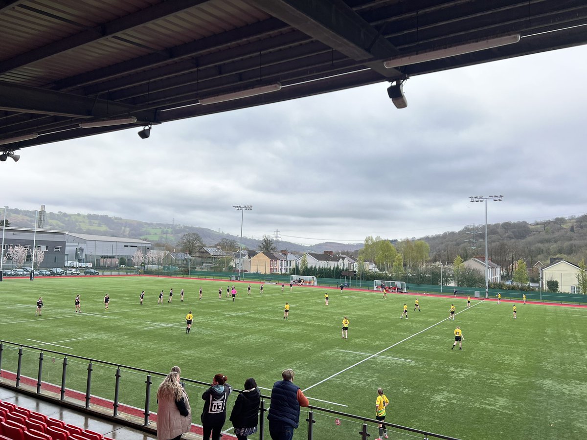 Jake_Allen3's tweet photo. Afternoon at @CSEYstradMynach to watch @RugbyChargers1 U18s play @WinscombeRugby π°ππ‘
Great to get out and support the local club and female hub today!
#SupportingSunday | #WRUHUBs π΄σ §σ ’σ ·σ ¬σ ³σ Ώπ https://t.co/YOJNE3WxWp