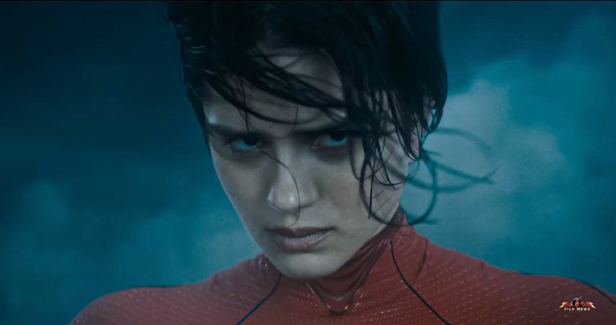 DCNewsBrasil's tweet image. Sasha Calle como Supergirl em #TheFlash