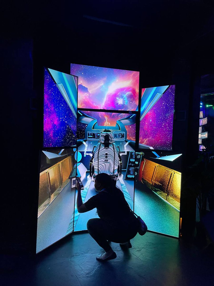 meta_blaze's tweet photo. When pictures speak louder than words...

What an event!
Escape Reality: A Journey into Galaxia Blue 🌐

#NFTNYC2023 https://t.co/mGoG5QqDp4