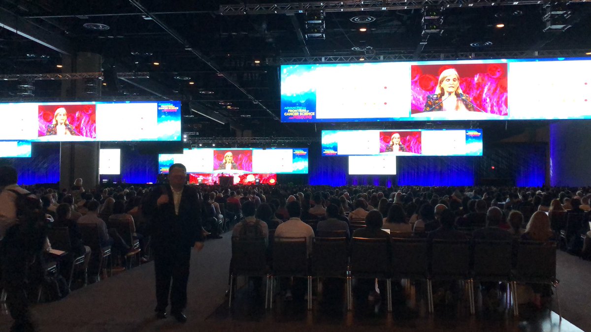 Starting day 3 at #AACR with an interesting plenary session. It is very exciting to be surrounded by 10,000 cancer researchers.