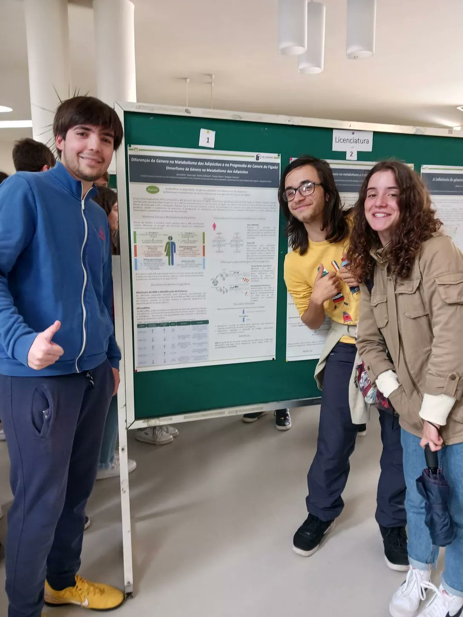 FardilhasLab's tweet photo. How to stimulate #sciencecommunication? 🤔

Challenging 1st year undergraduate students in Biomedical Sciences (@UnivAveiro) to participate in Biochemistry Day with a poster made during #biochemestry classes 😉 https://t.co/MvqeWeWYfA