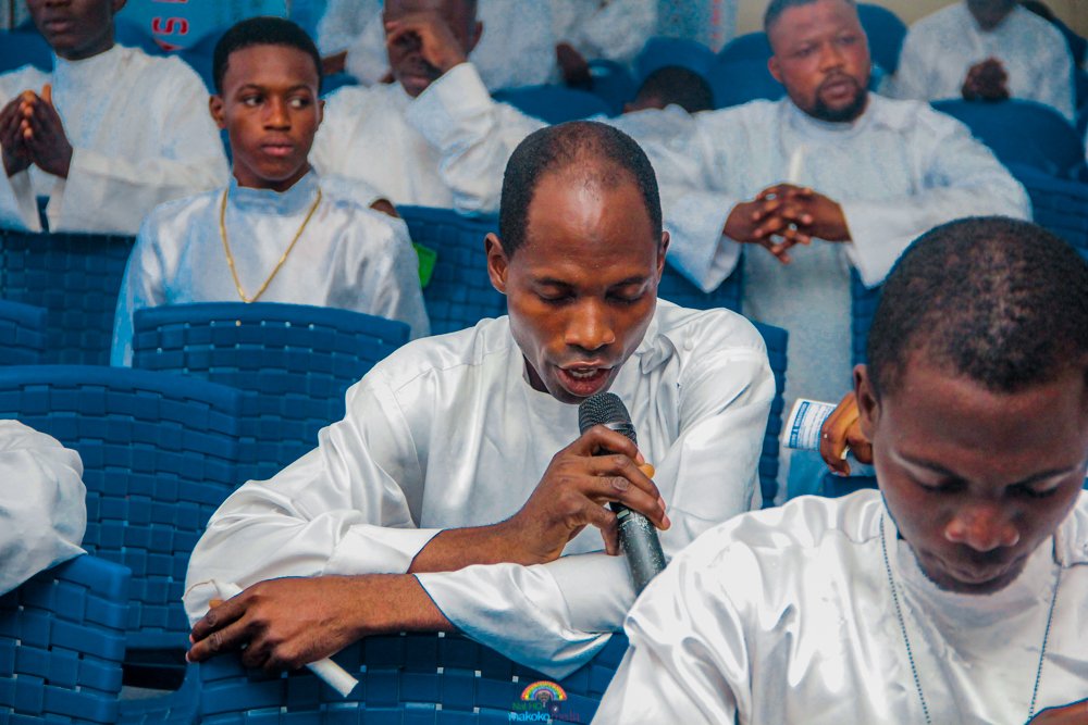 cccmakokonhq's tweet photo. But God, who is rich in mercy, for his great love wherewith he loved us.🙏🌈
RT
#sunday #worship #DevotionalSunday #cccmakoko #cccworldwide #celestialchurchofchrist #cccmakoko2023 #makokomedia https://t.co/ugY9hWft6T
