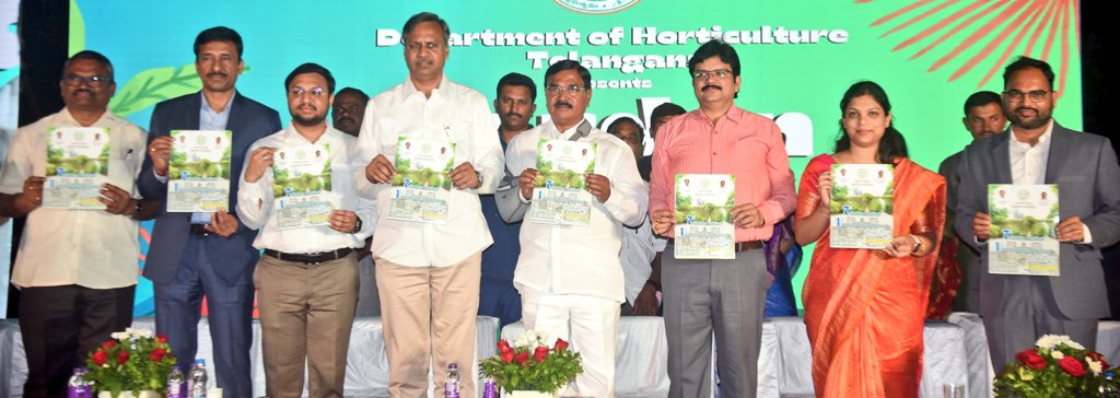 Humbled to receive the 'Golden Garden Award' for Best individual Home #Garden in the '7th Garden Festival 2023',organized by Horticulture Dept, Govt of Telangana. Received the Trophy from Hon’ble Minister of Agriculture along with my team-Annapurna,Padma, Satyanarayana & Momo😊