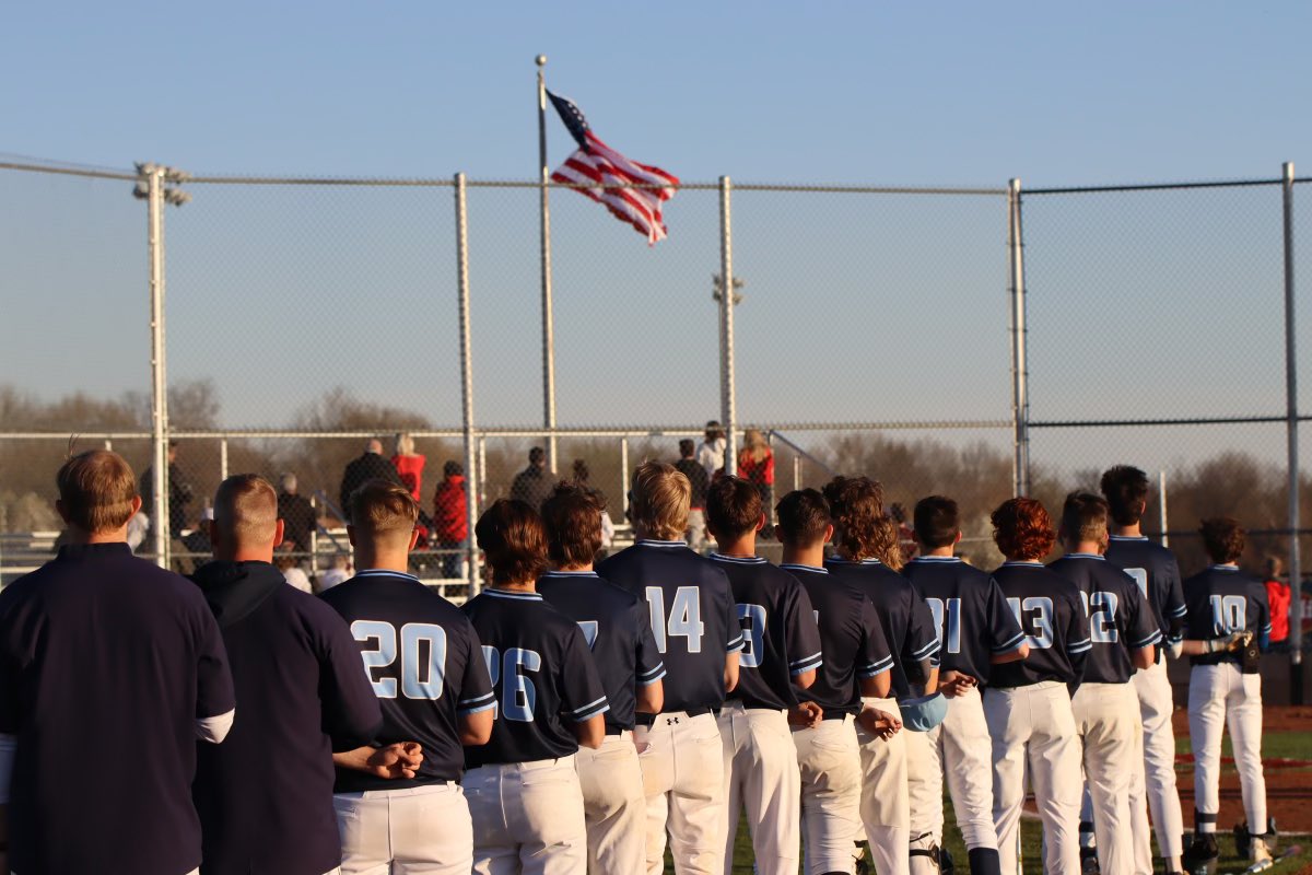 Weekly recap:
🔘 6-1 on the week
🔘 Beat a team ranked 3rd in Missouri’s Class 5
🔘 4 players signed to be collegiate athletes. 
🔘 Aiden Hinkle collected career hit 100, currently sits 5th in career hits in OP history. 

You know who has our vote. #ForTheFamily