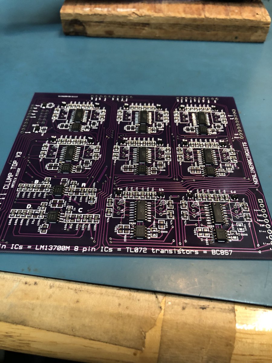 crawlinggiants's tweet image. Some Sunday morning soldering
#NLC #synthDIY #eurorack #modularsynth