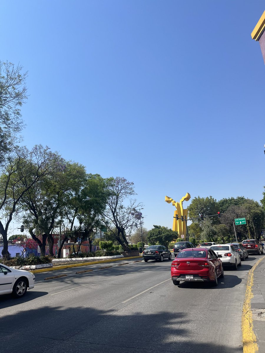Nadie te va a extrañar Boulevard 5 de mayo cuando vuelva a pasar el <a href="/RioSanFrancisco/">Río San Francisco</a>. 
#Puebla500