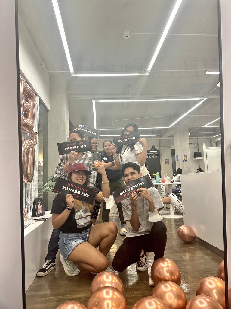 laylovemeright's tweet photo. kami na biglaan naki party sa birthday ng bunso Sehun! 🎂🥳🫶
@ohsehunph412_ @cafe408_
#30thSpringWithSEHUN
#HappySEHUNDay
#세훈이의_30번째_봄바람
#EXO
@weareoneEXO https://t.co/eHChv39aEd