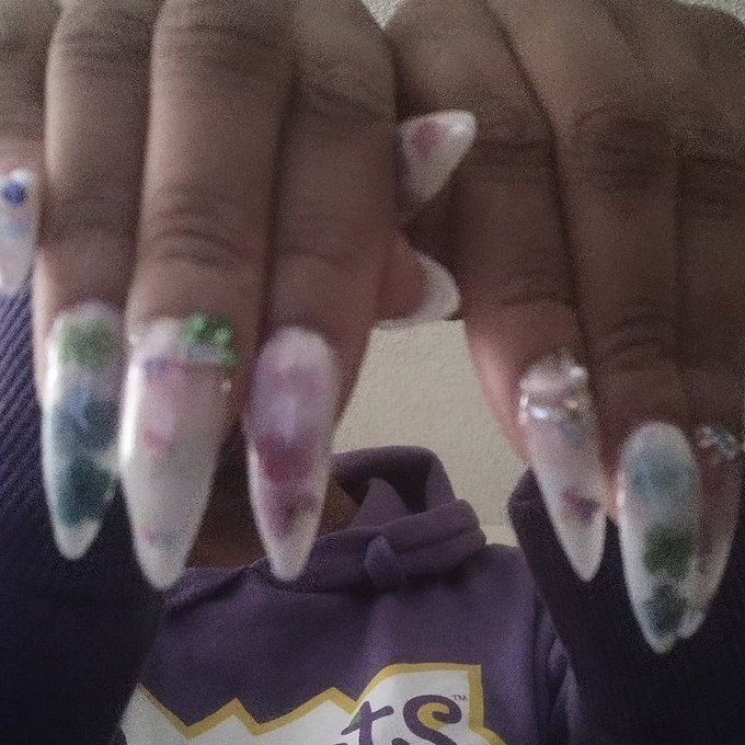 It's about that time for a fresh manicure and pedicure. Who wants to be one of my  good boys and fund<a href="/tag/realloyalfans"class="tags"><span>#realloyalfans</span></a>