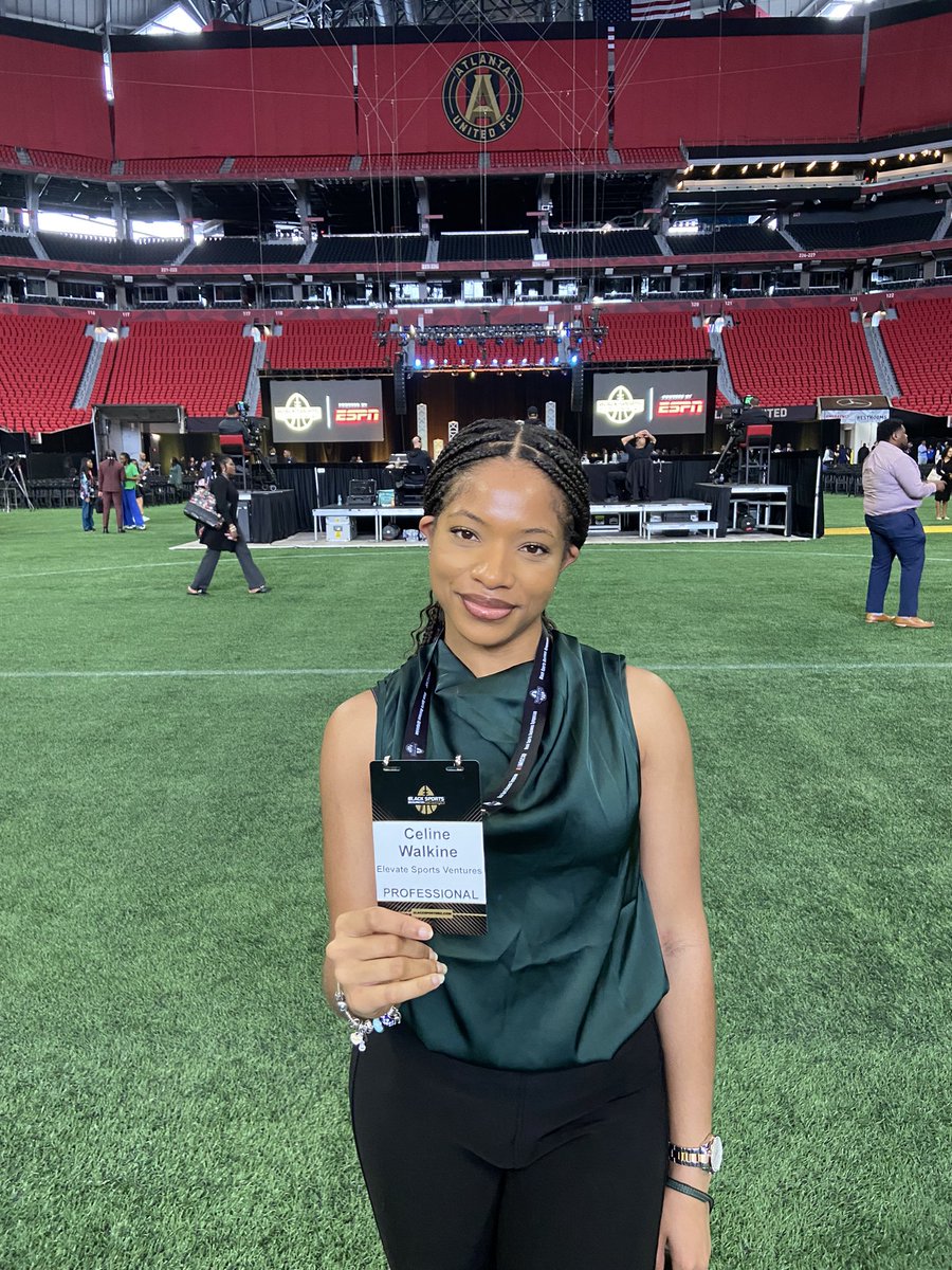 Celinatronum's tweet photo. Last year God gave me an overwhelming passion to serve Caribbean athletes. 🇧🇸

I didn’t know how or through what, but I needed to learn and work for the best in the biz. This week was a major step in my career and I can’t wait to see what the future holds.

An answered prayer 🥹 https://t.co/FIjpArtWPY