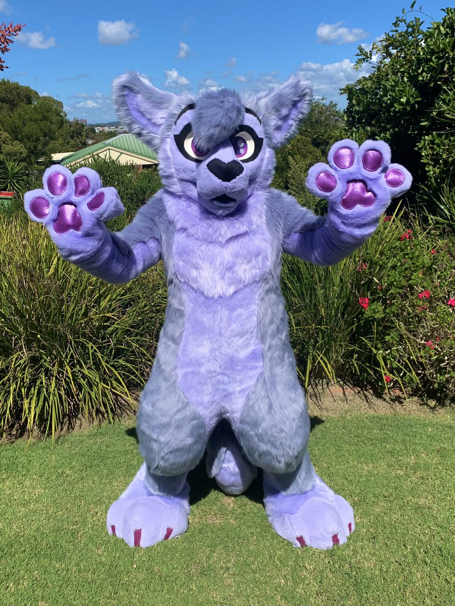 LupeSuits's tweet photo. Kangaroo La-roo La-roo La-roo !…
It’s a Blakey! 💜 🦘 https://t.co/wrWF8Oq777