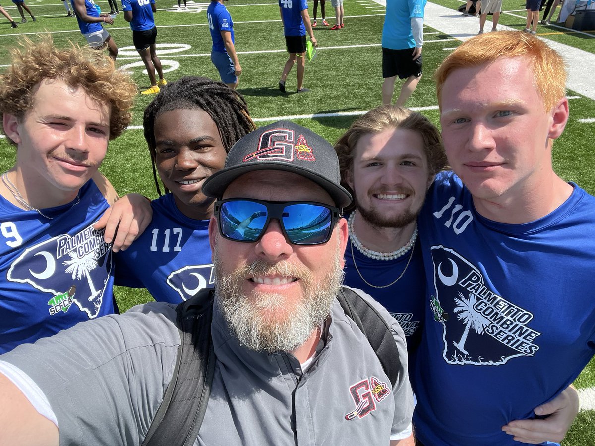 Great time with our Guys <a href="/drake_braddock/">Drake Braddock</a>  <a href="/caleb_strese/">Caleb Strese</a> <a href="/KelvinBlackwell/">Kelvin Blackwell</a> <a href="/BrendenBoatwri1/">Brenden Boatwright</a> this morning!  @Palmetto_Series <a href="/gilbert_indians/">Gilbert Indians Football</a> #Compete