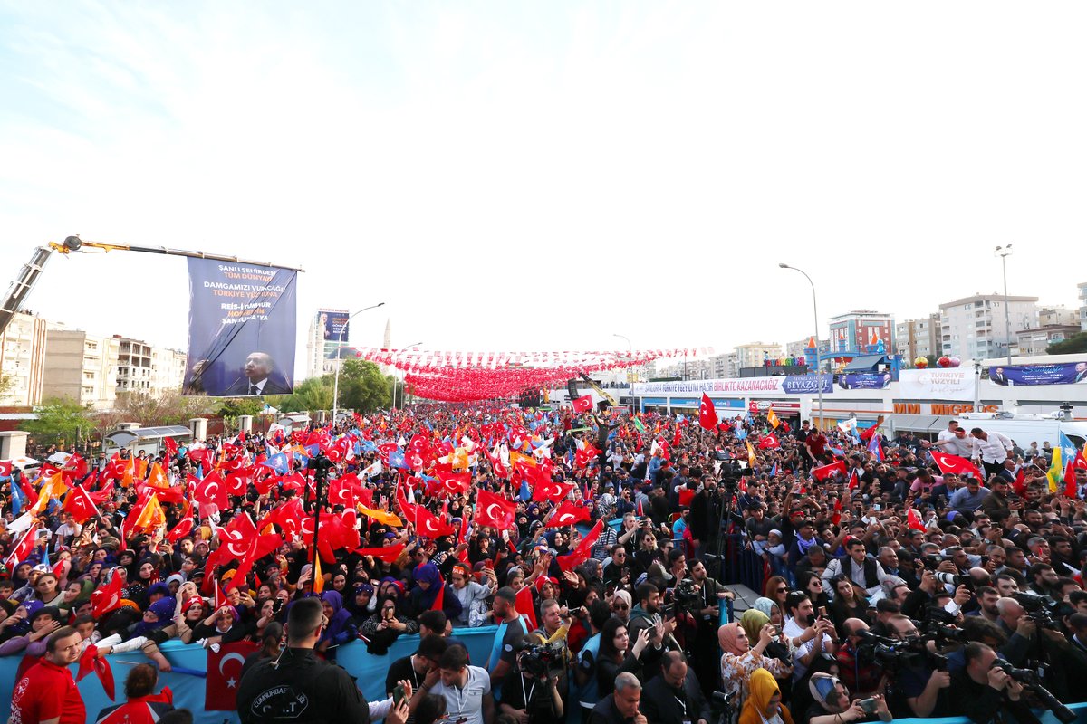 Biz Şanlıurfa’yı her bir ferdiyle, toprağının her karışıyla, ona şanlı unvanı veren cesaretiyle, onu bölgesinin cazibe merkezi yapan bereketiyle seviyoruz.

Teşekkürler Şanlıurfa 🇹🇷