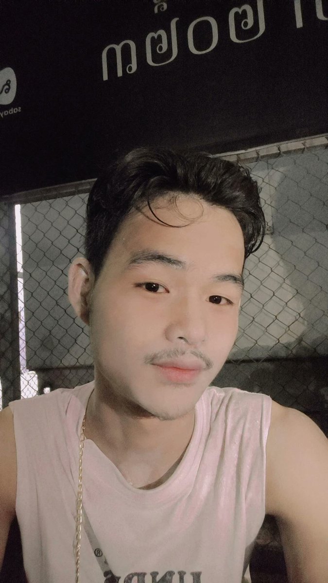 SomDach19's tweet photo. យូៗចូលឆ្នាំម្តង https://t.co/ydPO3gVJiL