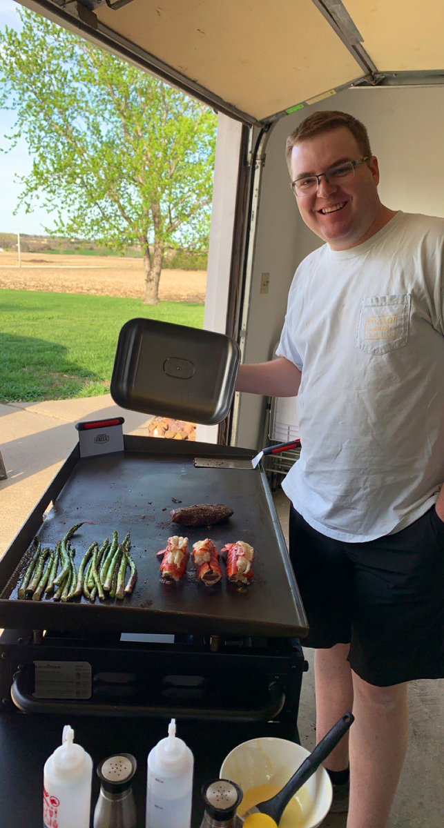 mjdoeschot's tweet photo. @BlackstoneGrid @BDoeschot griddles for our baby boy + me. It’s his love language 😘❤️🥩 #blackstone #luckylady https://t.co/TQPbX9ew8K