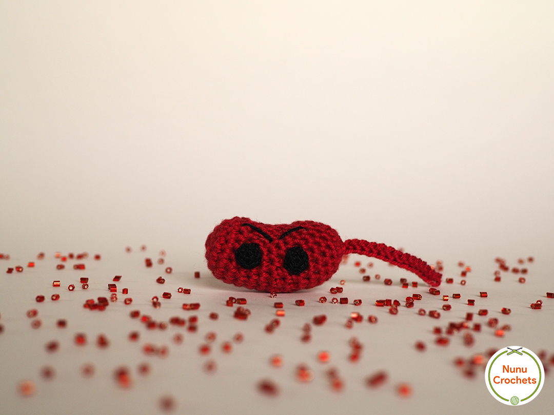 NunuCrochets's tweet photo. The last addition to my flagellated bacilli is 'Vibrio cholerae', the bacteria that causes cholera, which uses those apendages to swim in water. The pattern for my last three bacteria will be available soon. 🎉🎉 Be ready! https://t.co/3NCWpWmfFc