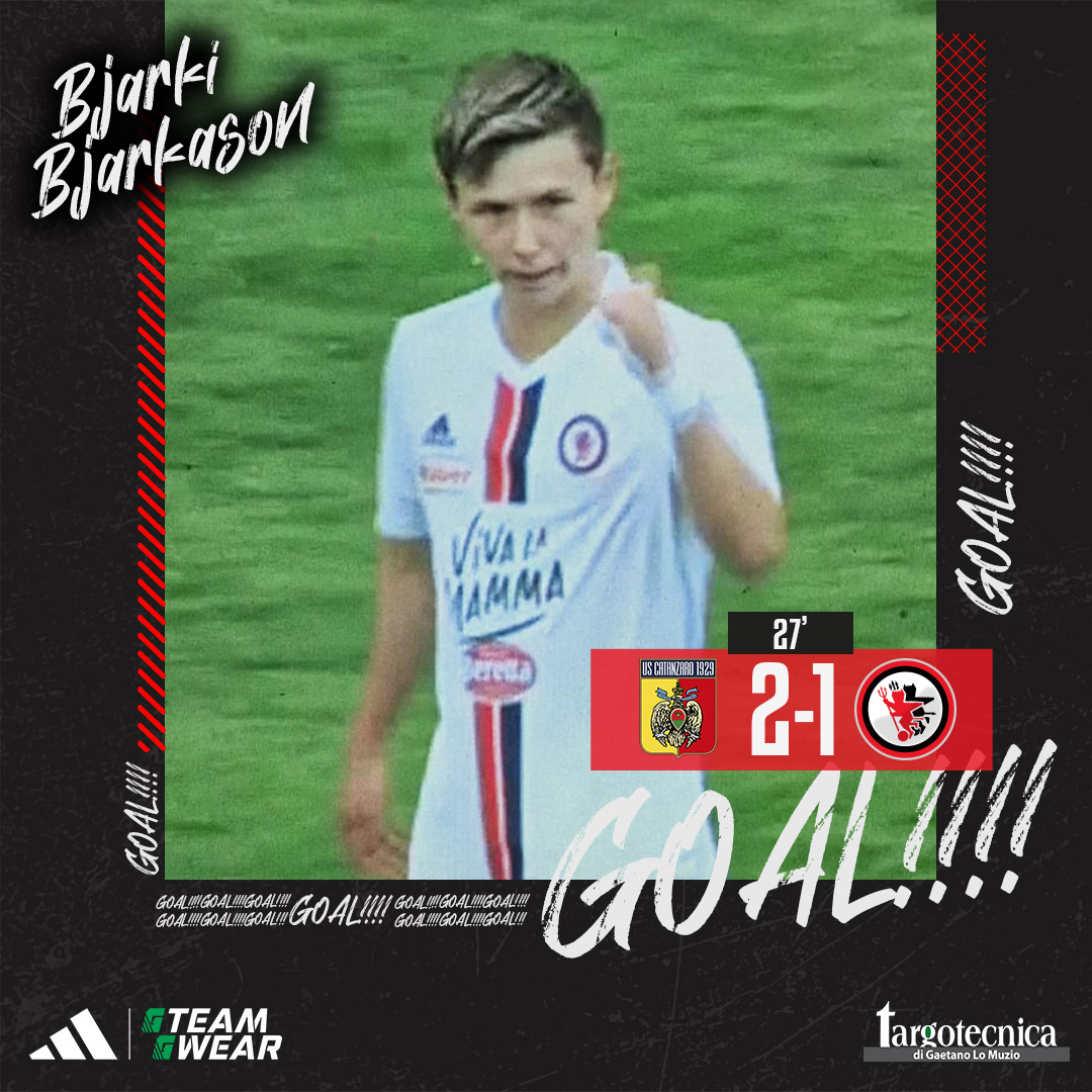 CalcioFoggiaoff's tweet photo. 𝗚𝗢𝗢𝗢𝗟 𝗚𝗢𝗢𝗢𝗟 𝗚𝗢𝗢𝗢𝗟

La riapriamo con Bjarkiiii #Bjarkason

#Catanzaro 2️⃣ #Foggia 1️⃣

⏱27' Conclusione a giro del 27 rossonero che si infila all'incrocio dei pali 🔴⚫ https://t.co/YOf54Sbrbf