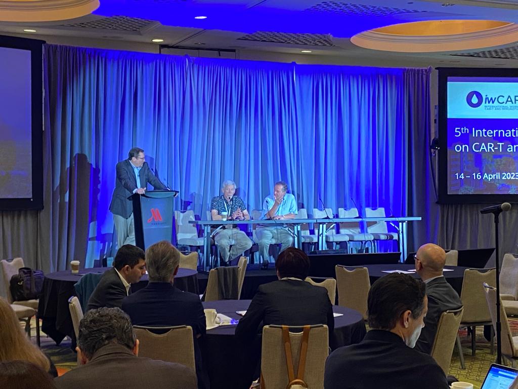 VJHemOnc's tweet photo. Great discussion at the last day of #iwCART23 with @BrentjensRenier (@RoswellPark), David Maloney (@fredhutch) and John Gribben (@QMBCI)!
#iwCART @VJHemOnc #Leusm #Lymsm #Myeloma #CARTx https://t.co/CgCnChASG2