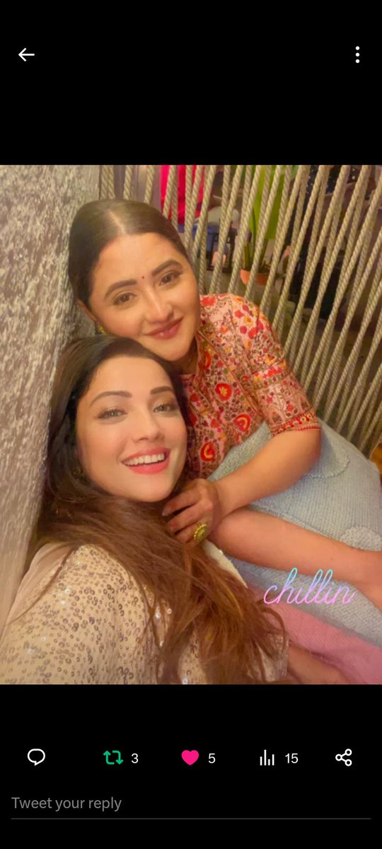 #RashamiDesai
Only believes in hanging out with ppl who have worked hard and are self independent to reach success .
#RjMalishka #Addakhan #Sanakhan