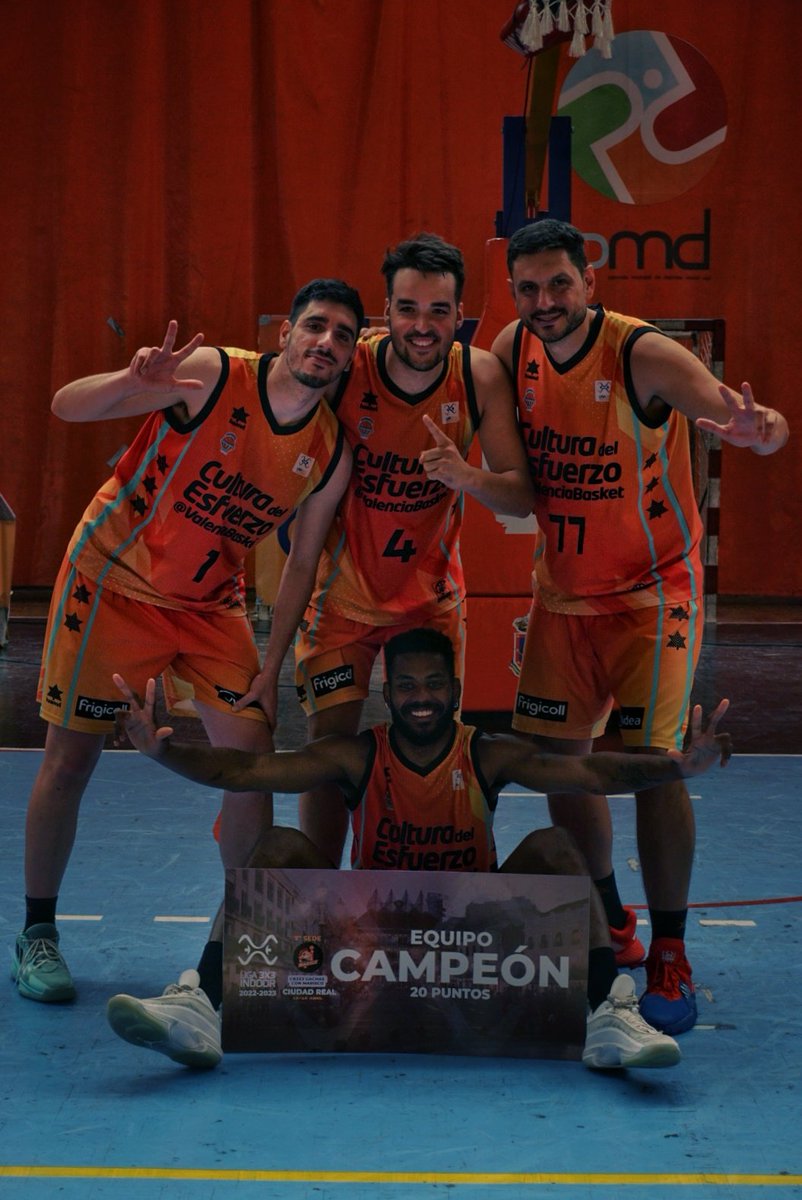 jmrn9611's tweet photo. Campeones @liga3x3indoor Ciudad Real 🥇🏆 https://t.co/nKfuwre9vC