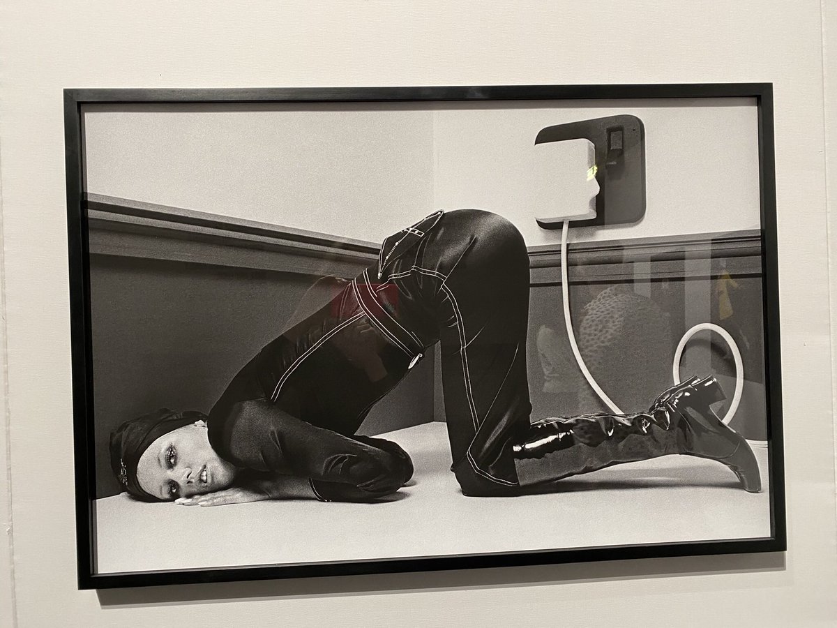 ArtleverA's tweet photo. Helmut Newton exhibition in Milan 2023. #helmutnewton #exhibitions #photograghy #Newton #milan #duomo https://t.co/PjqsbSEdUo
