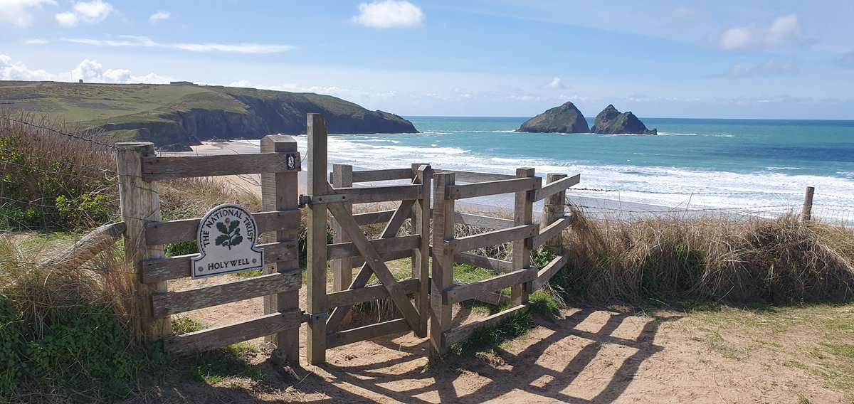 TomShakespeare_'s tweet photo. Holywell Bay, Cornwall #Holywell #holywellbay #Cornwall #beach #southwestcoastalpath #coast #southwestcoastpath #surf #sea #sunset #hiking #easterholidays https://t.co/X6TEc6mzwE
