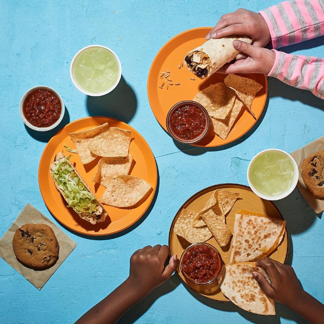 MoesHR's tweet image. Kids (12 &amp;amp; under) eat free at your local Moe's today &amp;amp; every Sunday! 🫶