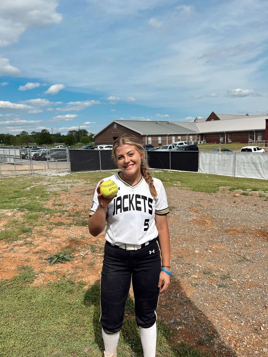Kyle Parmley 🥎 tweet media