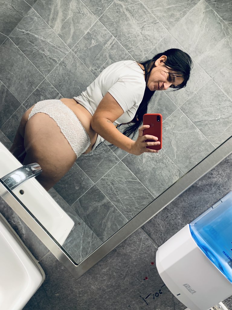 ElsaGonzalezv's tweet photo. Buen día, ya desayunaron? 🤤 https://t.co/P9dgurT0Go