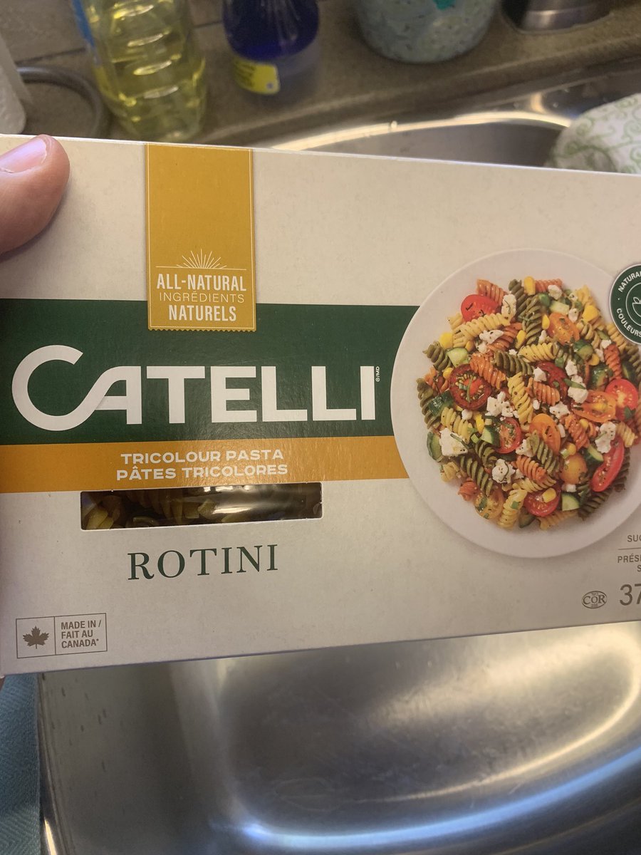 Automagic_42's tweet photo. .@Barilla how come my Catelli Rotini is 30% macaroni elbows? This is gonna make a weird summer salad. https://t.co/XBnis1Ygwe