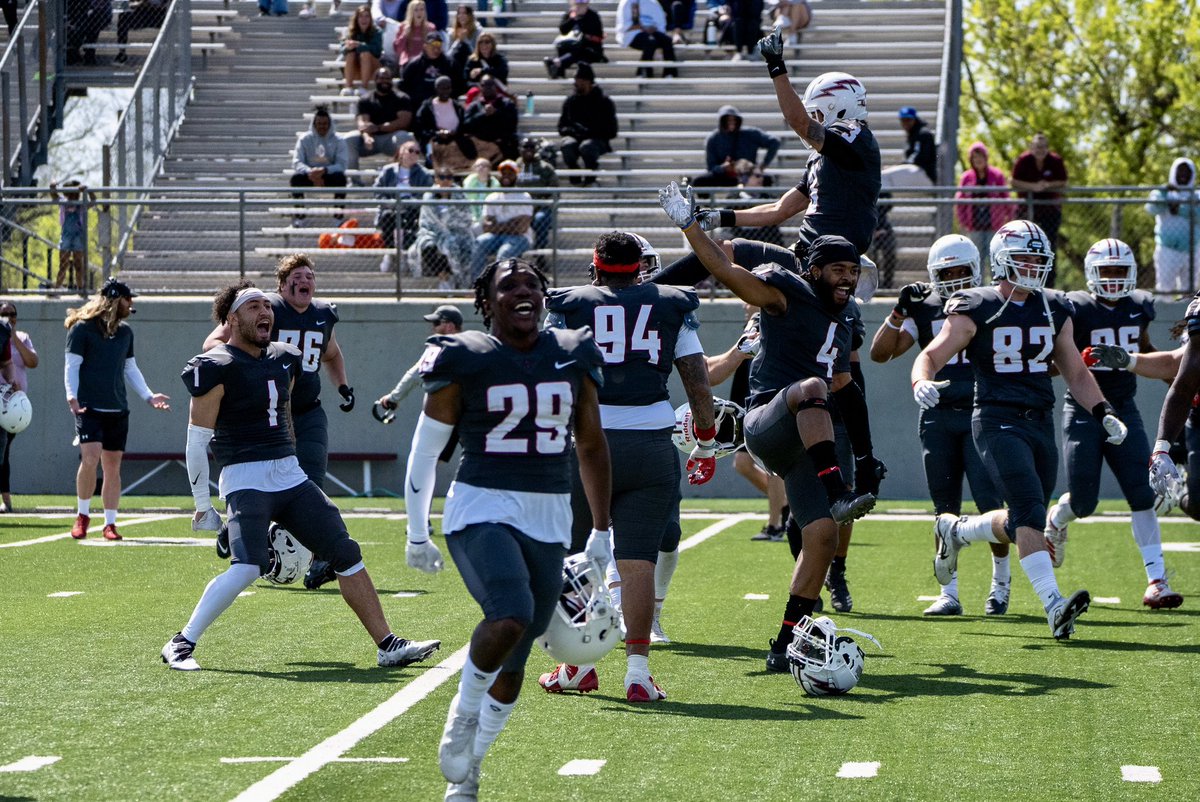 SNUAthletics's tweet photo. @SNUFootball spring game yesterday came down to a photo finish! Stopped within inches of the goal line to give grey team the win ⚡️🏈 https://t.co/0A7YkuFVsO