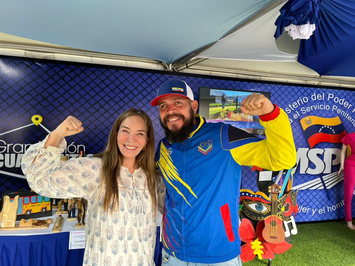Derecho_paz's tweet photo. El Paseo Los Próceres es el lugar donde puedes conocer los mecanismos que implementa el Gobierno Revolucionario para garantizar la mayor suma de felicidad posible. Visita el stand del @mppsp_vzla y conoce los trabajos ejecutados con mano de obra penitenciaria. #JusticiayPaz https://t.co/GV48AVUiTr