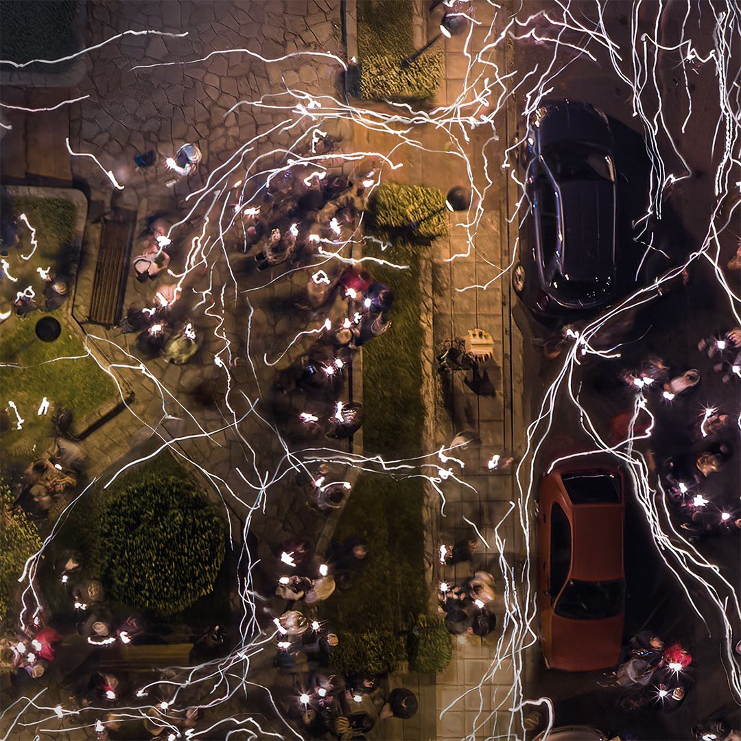 InvaSla's tweet photo. Capturing the spirit of Easter’s Resurrection celebration with the DJI Mavic 3 Cine! All pics are details from a bigger picture. The final one is on our Instagram post.

#EasterResurrection #DronePhotography #LongExposure #DJI #Mavic3Cine

 https://t.co/KD82jK3yOy https://t.co/s3l6K5eg6C