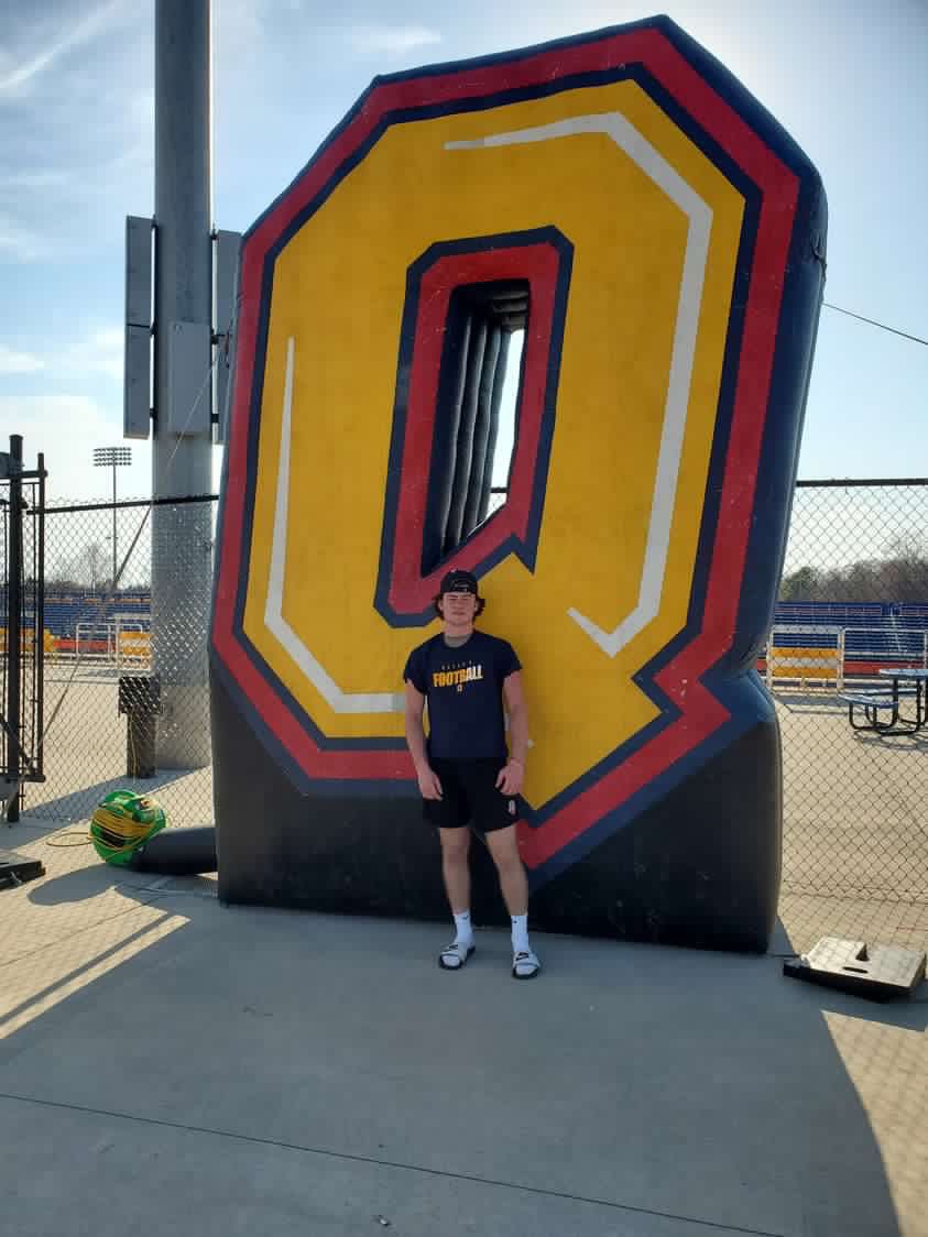 Extremely grateful to compete at the <a href="/Queens_Football/">Queen's Football</a> prospect camp! 

Thank you <a href="/SteveSnyderQ/">Steve Snyder</a> <a href="/CoachNezQU/">Coach Nesbitt</a> <a href="/davelave95/">Dave Lavey</a> and <a href="/rbranderson2/">rbranderson</a>