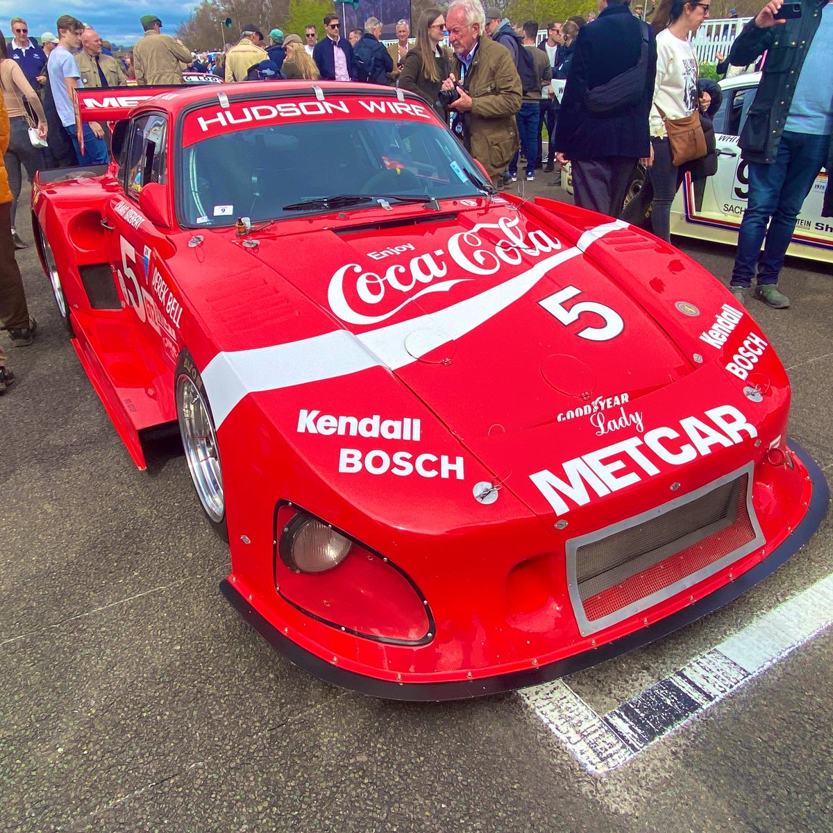 fast_upp's tweet photo. Porsche 911 grid walk #mm80 https://t.co/jGx5jFASAD